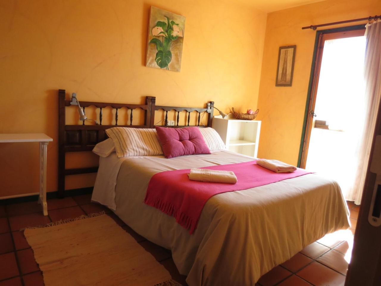Mas Colom Guest House ซานต์โจอัน เลสโฟนต์ส ภายนอก รูปภาพ