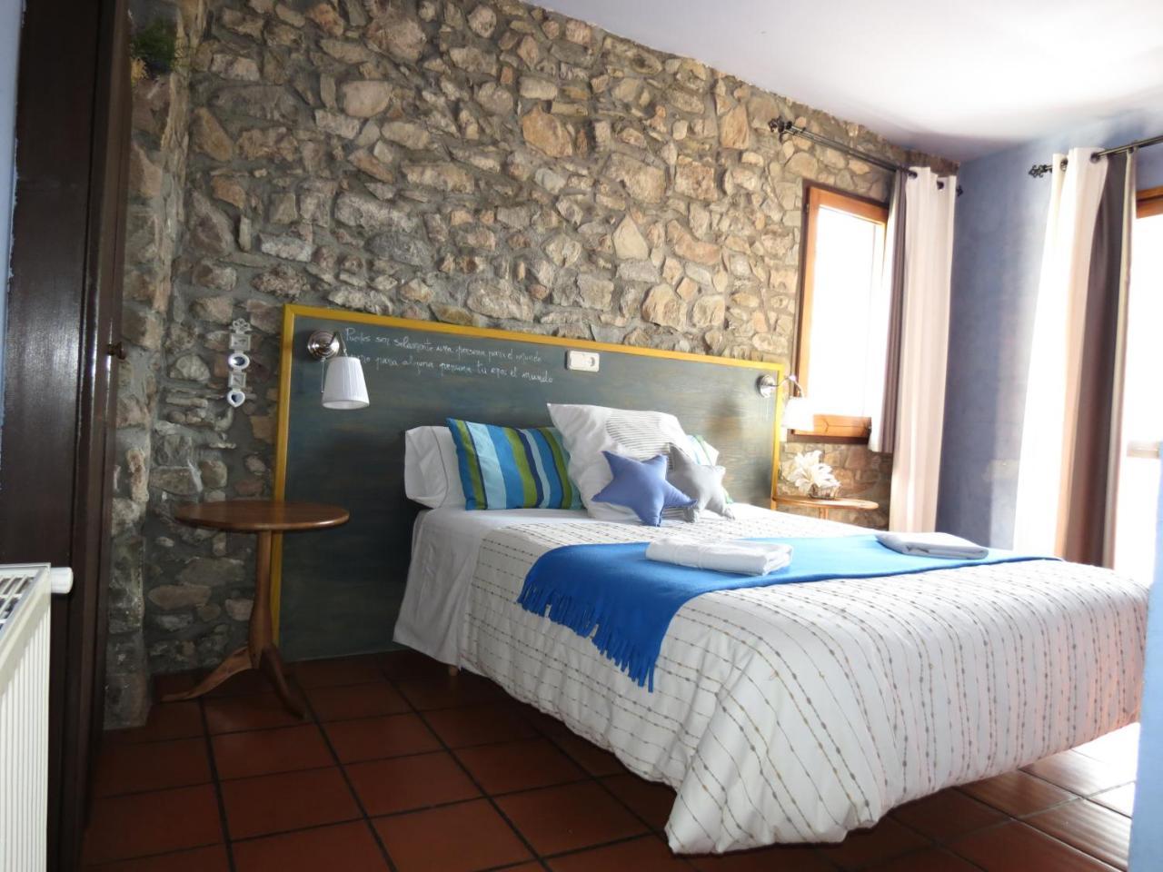 Mas Colom Guest House ซานต์โจอัน เลสโฟนต์ส ภายนอก รูปภาพ